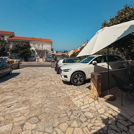 Andrea&goran Appartement Selce